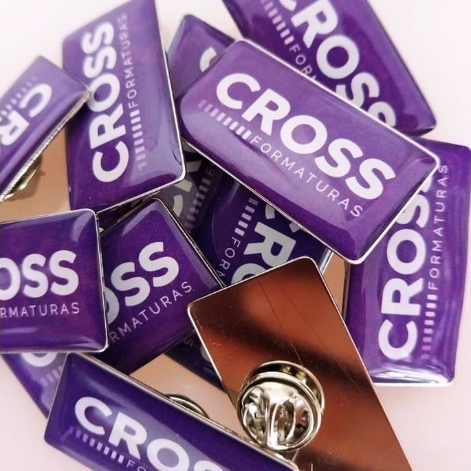 Botton Pin de Metal Personalizado 3,5 x 1,5 cm com sua logo - 10 unidades