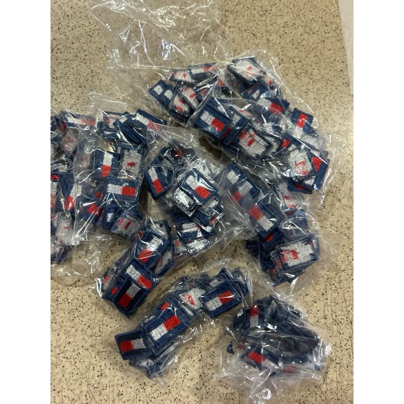 Kit patches mini bandeiras ref09 com 30 unidades bordadas