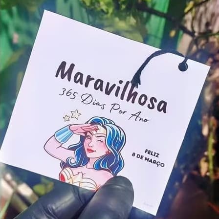 ✨ Lembrancinha Especial para o Dia das Mulheres – Chaveirinho Personalizado + Cartão