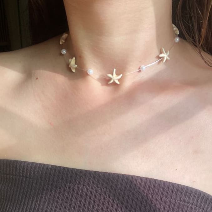 Choker/ Colar fio invisível de estrela do mar e pérolas com fecho de Aço Inox/ não escurece/ + caixinha de concha