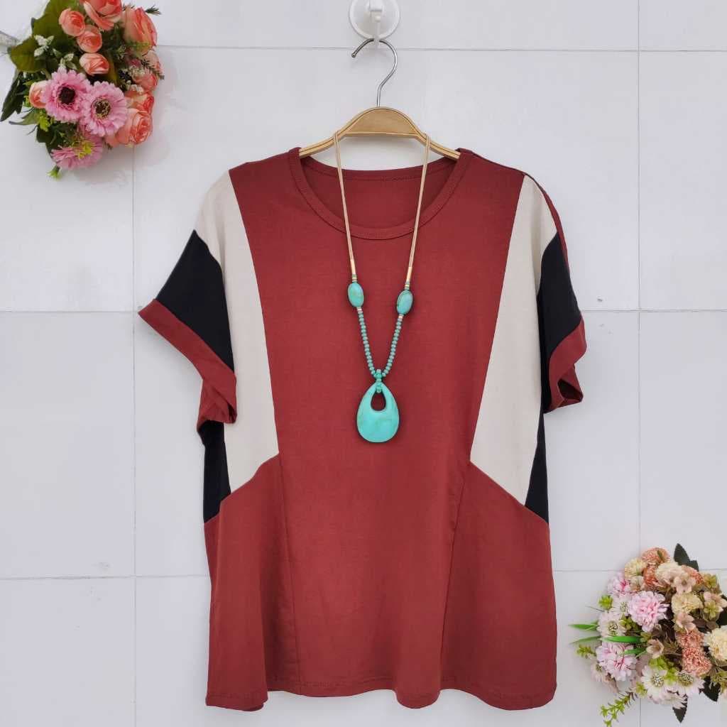 Novas camisetas femininas de tamanho grande