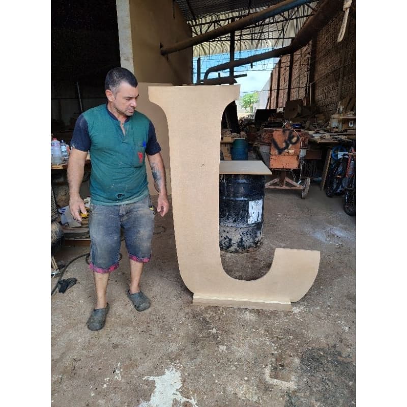 letras em MDF com 4 letras 80cm