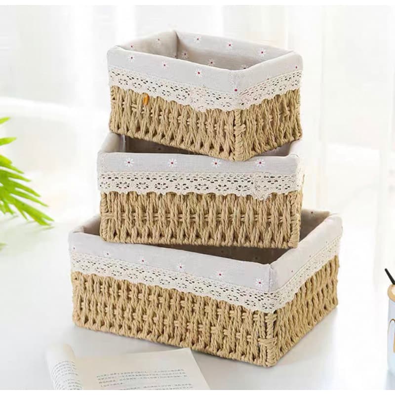 Kit com 3 Cestos de Palha Organizador Multiuso Cesta Organizadora Revestida em Tecido Forro em Renda Decoração