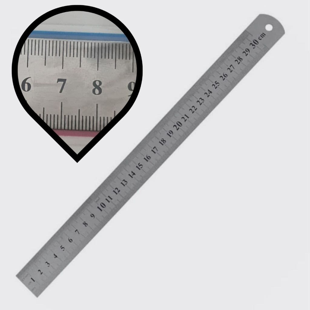 Régua de Metal 30 cm para artesanatos  trabalho escolar