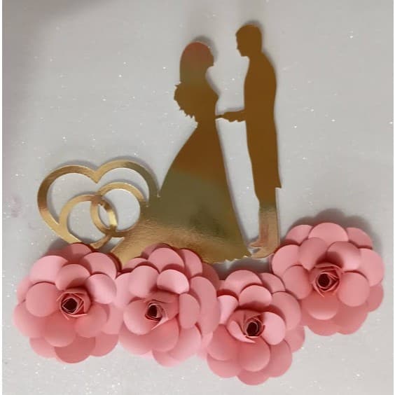 Topo de bolo topper casamento noivinhos noivado dourado ou prata flores da sua preferência de cor