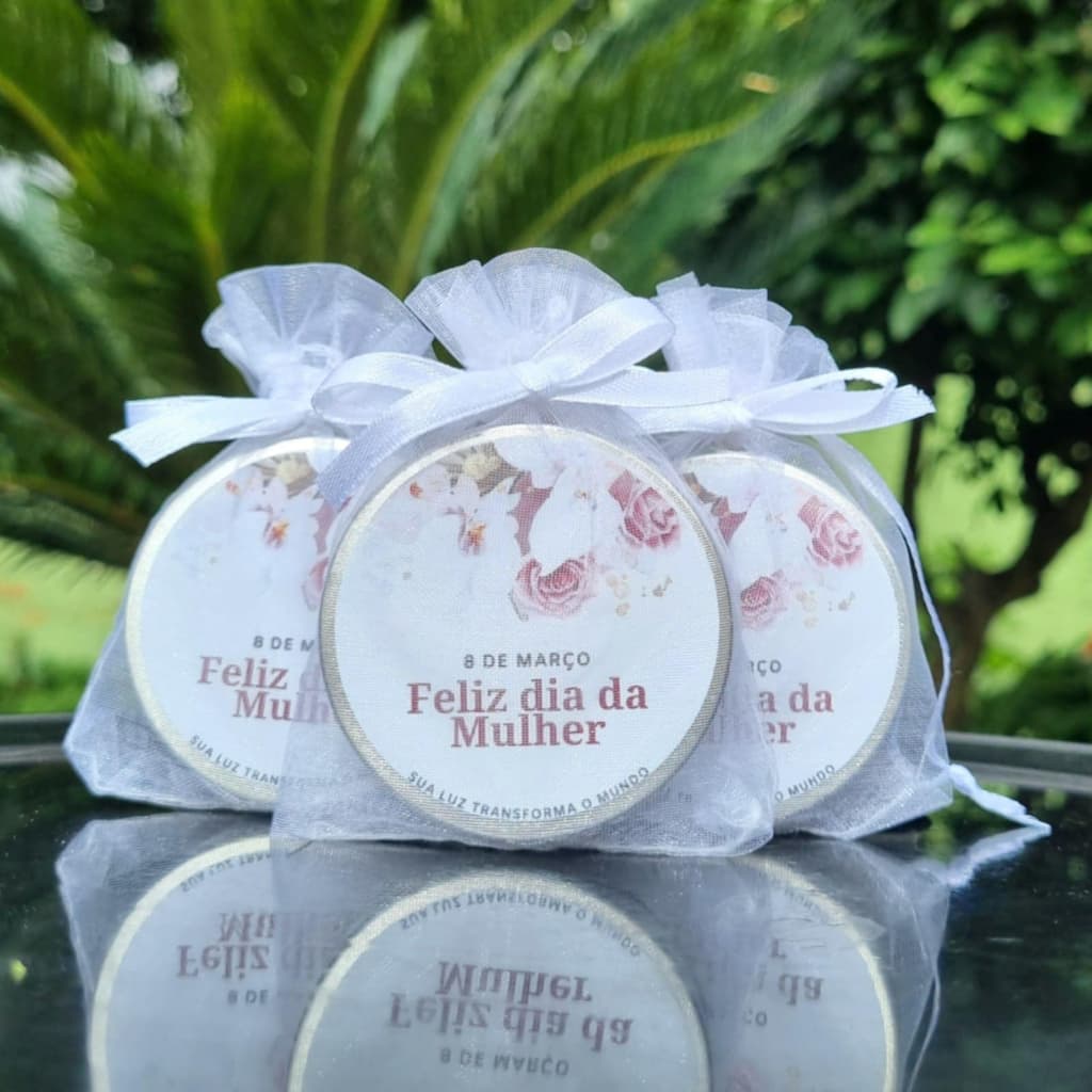 Vela Perfumada na Latinha - Lembrancinha de Dia das Mulheres - Kit com 10 unidades