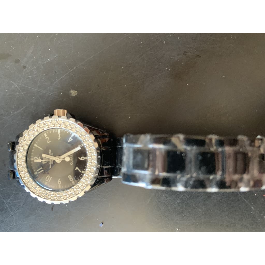 Relógio Quartz, preto