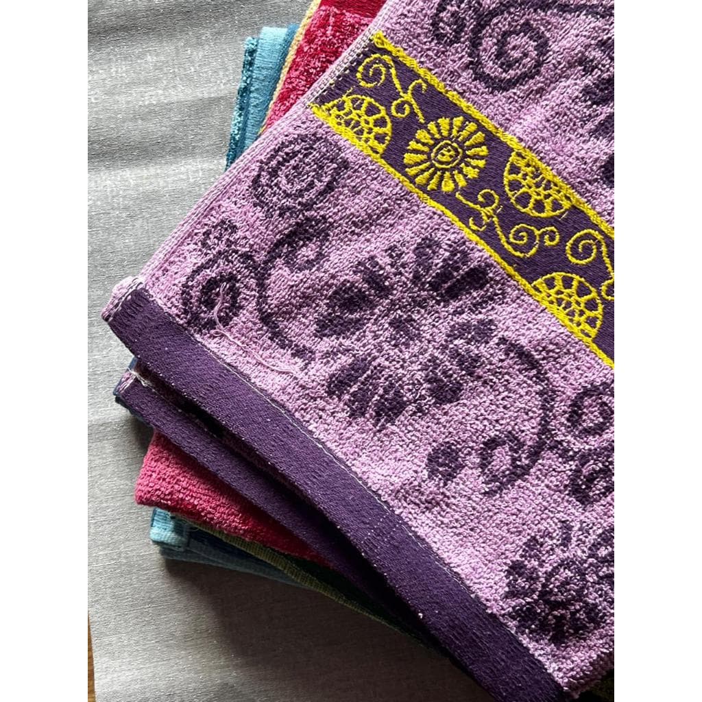 Kit 5 Toalha Banho 100% Algodão Com Detalhe Decorativo 120X60CM Oferta