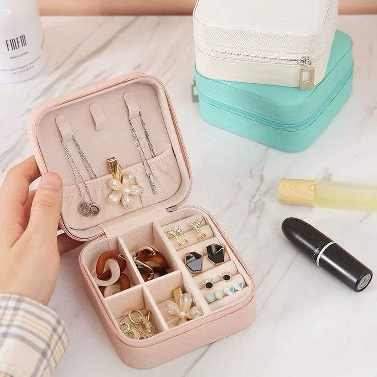 KIT Porta-Jóias Duplo Mini Portátil de Couro | Organizador Multifuncional para Bijuterias