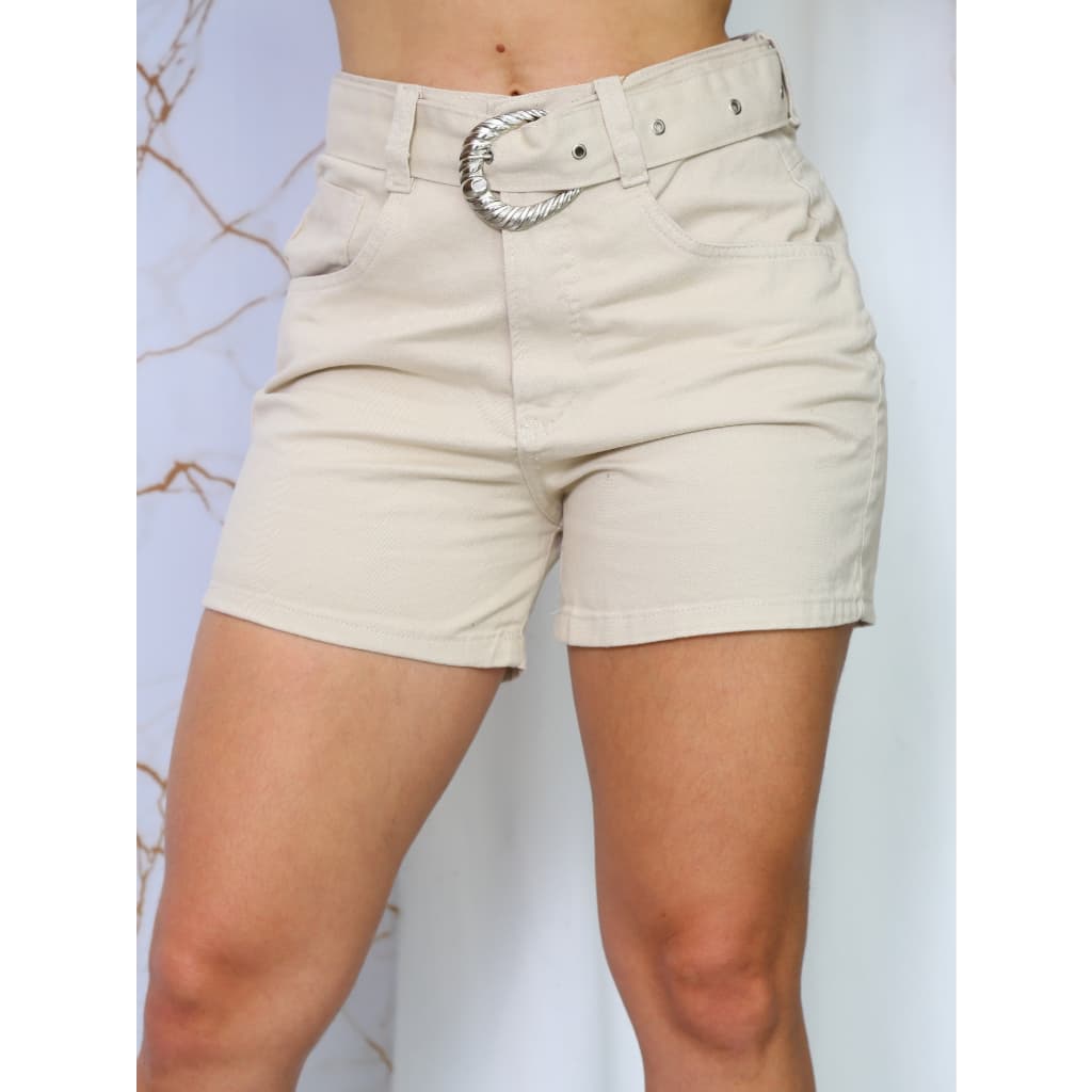 Short Feminino Bege Fivela De Ferro