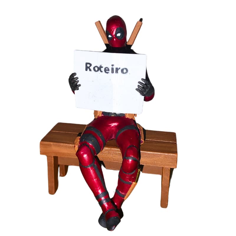 Deadpool sentado, decorativo, miniatura. 14cm.