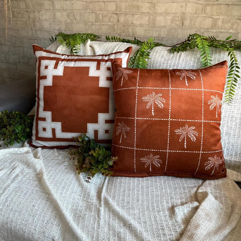 Capas de Almofadas Decorativas em Veludo 45x45cm Kit com 2 Unidades Terracota Geométrico Boho para Sofá e Cama
