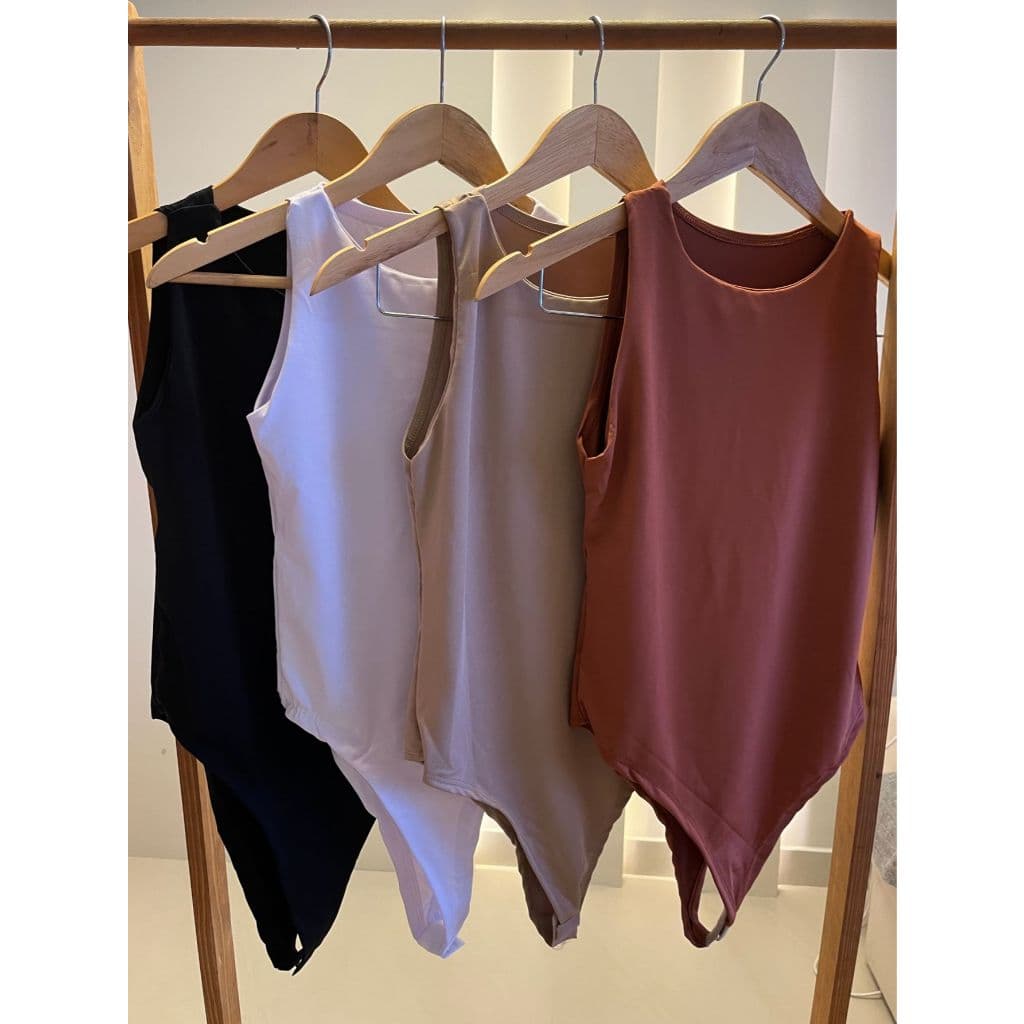 Kit 4 Body Bory Feminino Básico Casual Regata Gola Redonda Sem Manga Dupla Camada Várias Cores