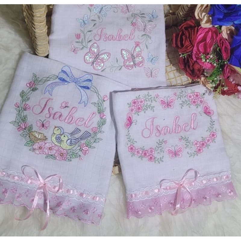fraldas 70x70 bordadas personalizadas com bordado inglês na barra
