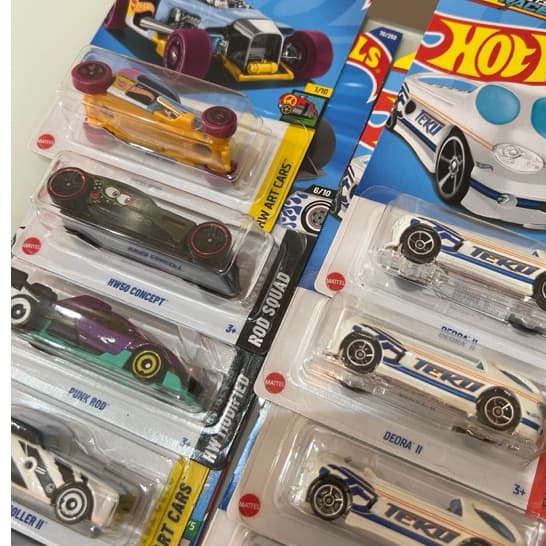 Carrinho Hot Wheels - Lets Race Netflix - Vários Modelos - A escolha - Originais - Lacrados