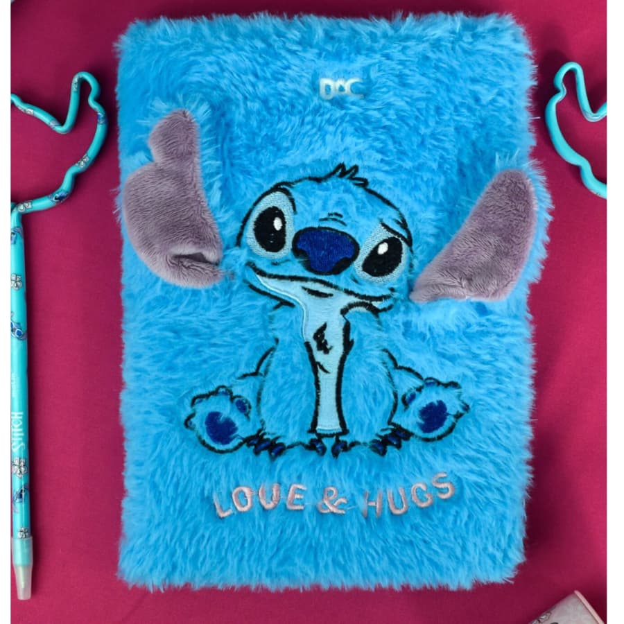 Caderno Brochura 1/4 Pelúcia Stitch Fluffy Anotações 80fls