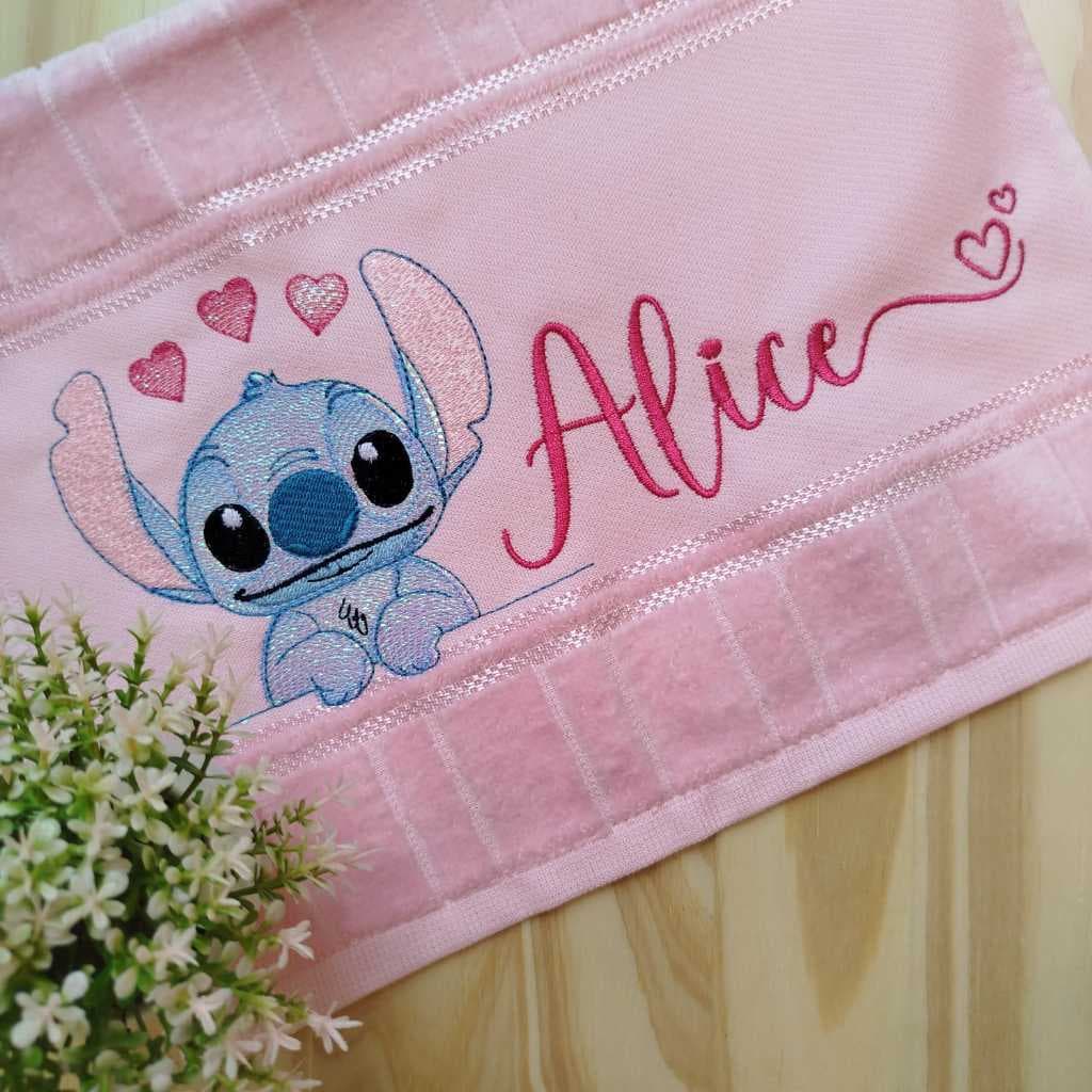 Toalha toalhinha bordada personalizada escolar infantil Stitch