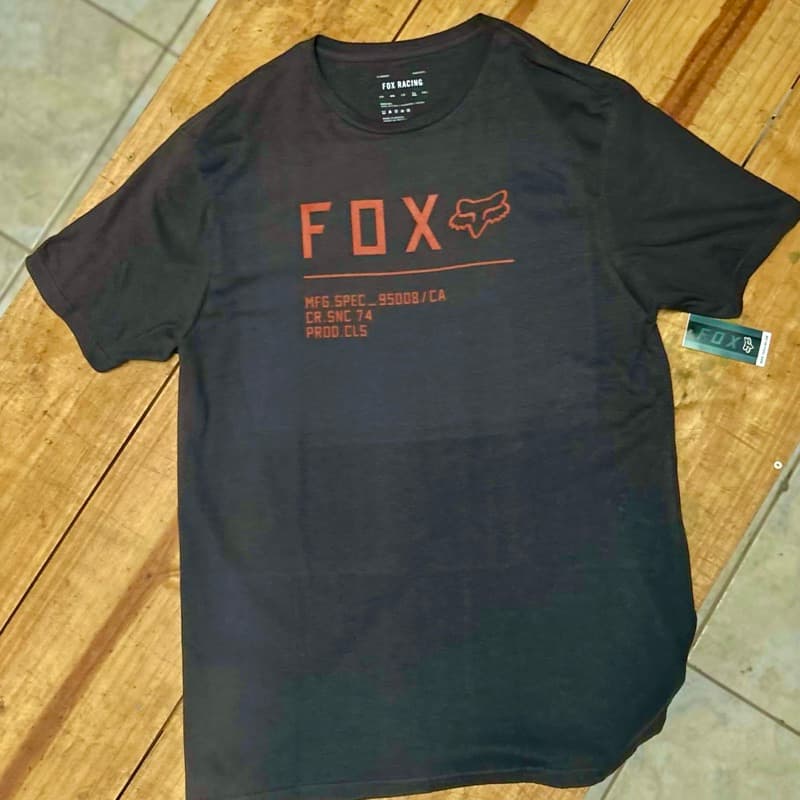 Camisa Fox Racing – O Equilíbrio Perfeito Entre Estilo e Conforto!