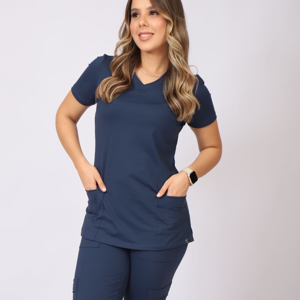 Conjunto Scrub Feminino Classic, Pijama Cirúrgico Uniforme Médico, Enfermagem, Saúde e Estética