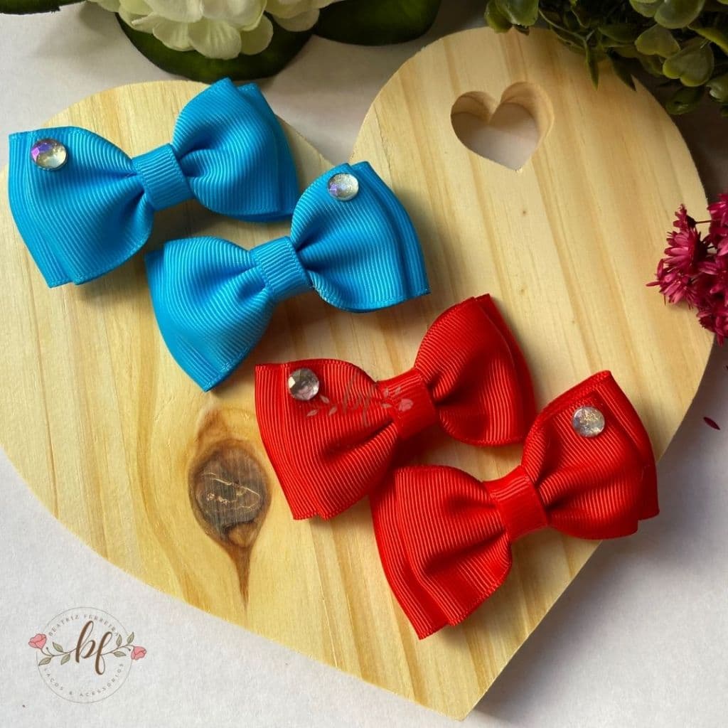 Kit 2 Pares Lacinho de Bebê no Bico de Pato - Lacinhos de Cabelo RN Infantil Menina, Laço na Presilha com Antideslizante