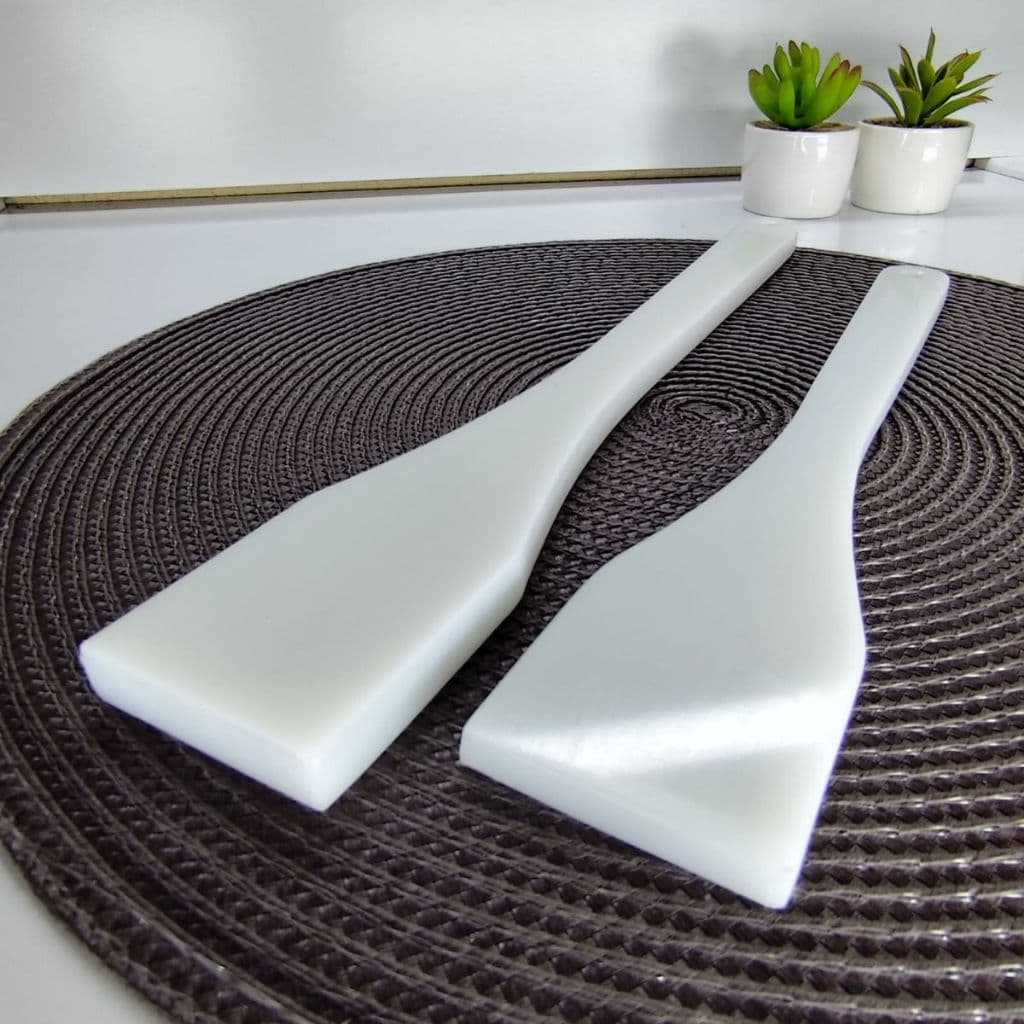 Pá de Polietileno de 30cm ou 35cm Colher Branco