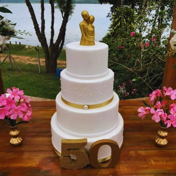 Topo de Bolo Casamento | Decoração para Casa Escultura de Gesso Estatua Casal Abraçado Decorativa de Bolo