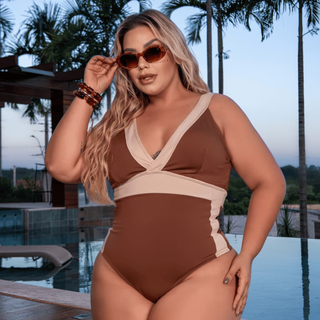 Body Maio Plus Size Engana Mamãe com Bojo e Forro Verão Decote V