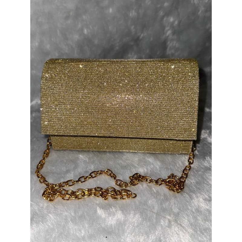 Bolsa Clutch Bolsinha para casamento e festa com corrente na transversal e tiracolo