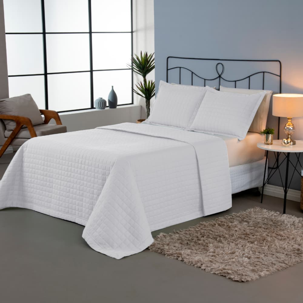 KIt Cobre Leito Cama Casal Queen Percal 300 fios 100% Poliéster Matelado Copacabana 3 Peças