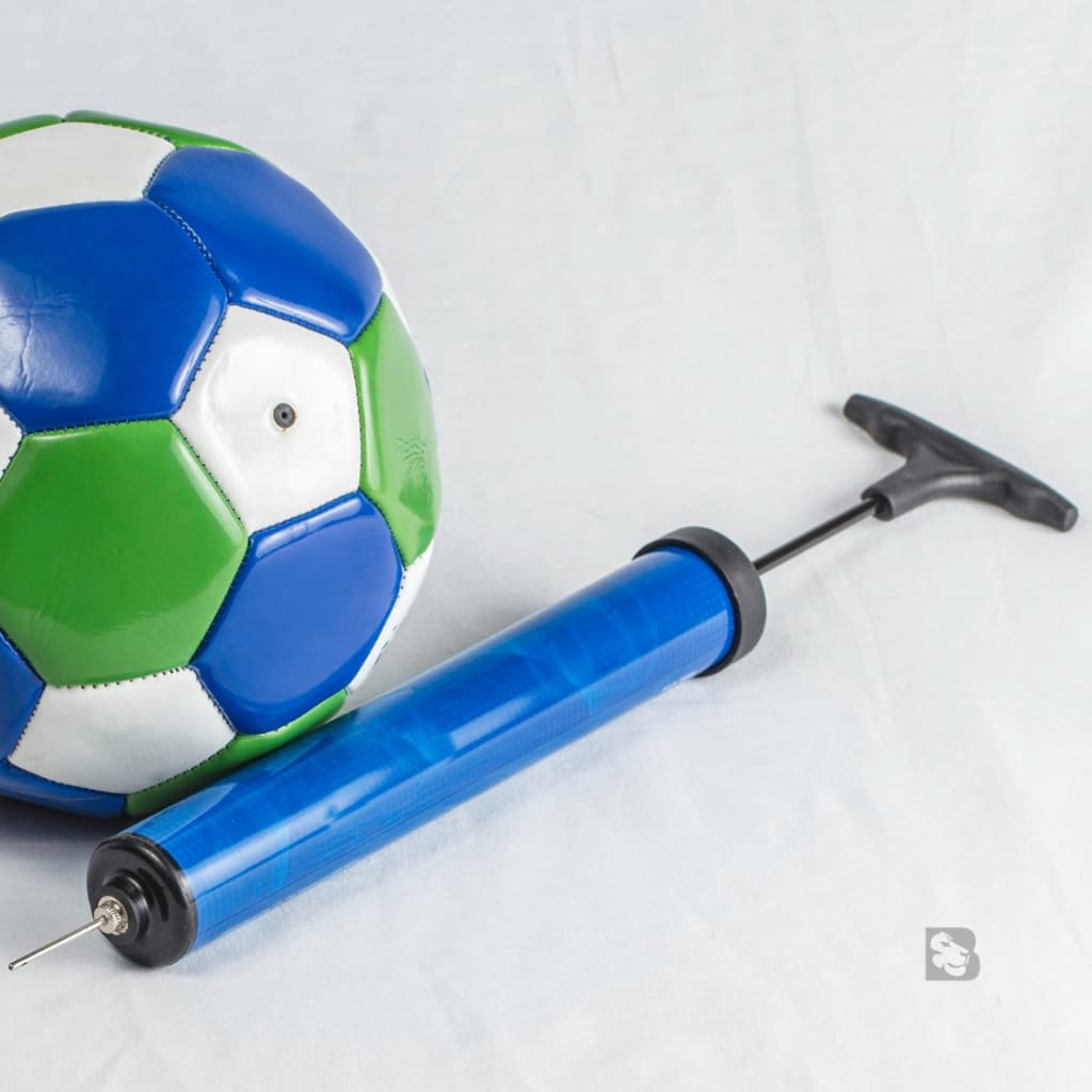 Bomba de Ar Resistente Para Encher Bola de Futebol Vôlei Basquete Com 1 Bico Leve Compacta Portátil
