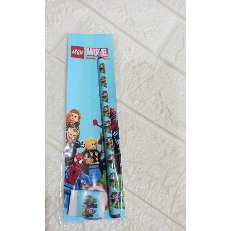 30 unidades de lápis e Mini Borracha- Lego Marvel - ( Não é personalizado )