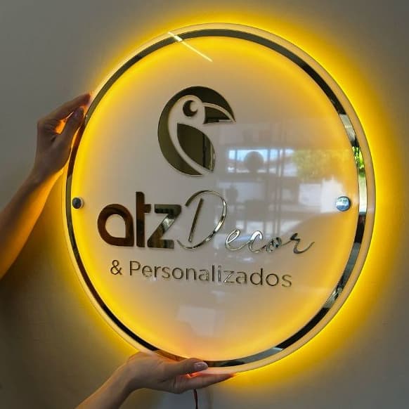 Logo Letreiro em Acrílico Espelhado com LED Base 2mm Cores Dourado, Prata,  Rose, Bronze, Pink, Azul