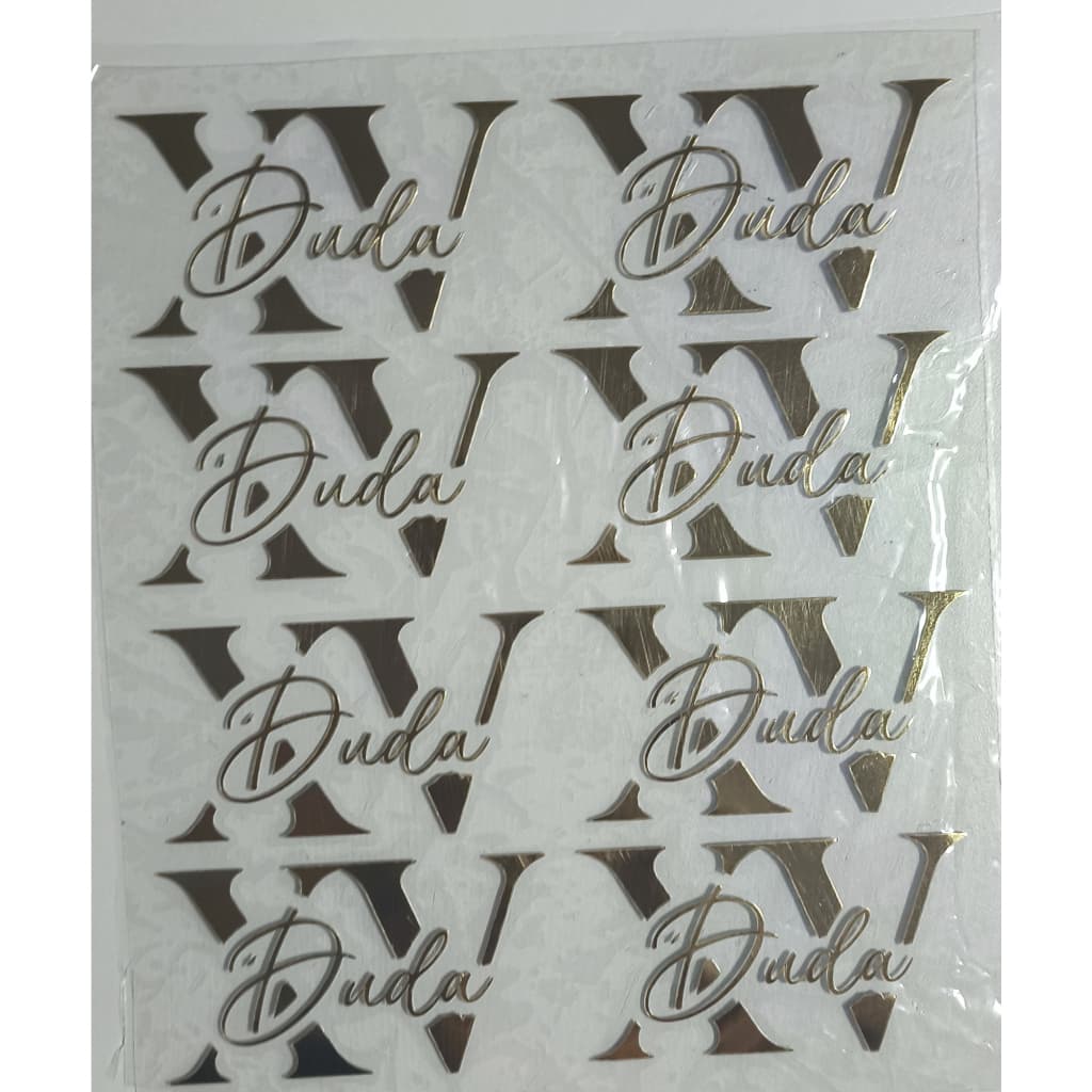 Adesivo termocolante - 2 (duas) iniciais + nome  -  4 x 8 cm  - 6 / 10 / 15 OU 20 unds
