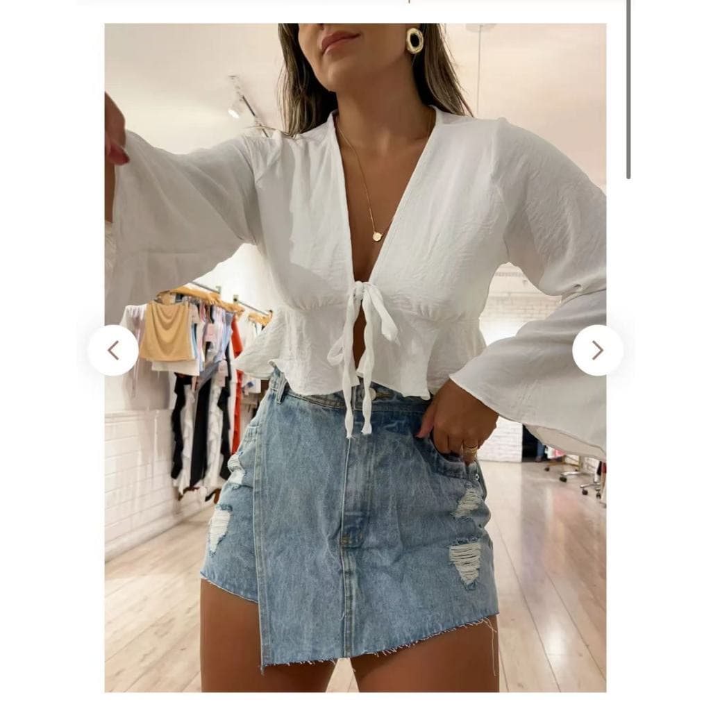 Blusas Feminina Barbara em duna com Decote Manga Longa