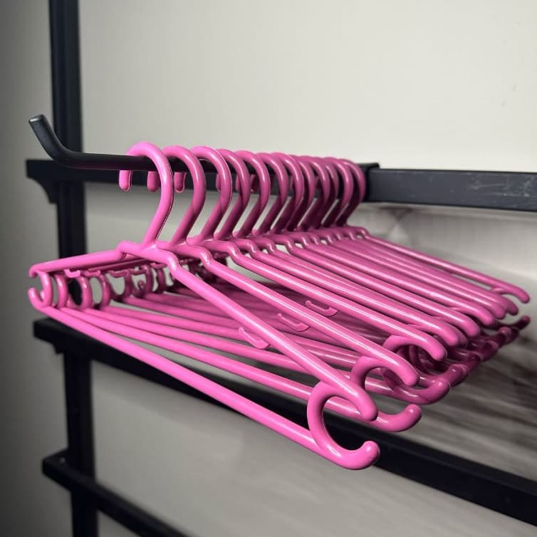 Cabides Infantil Bebê Baby Reforçado Rosa Plástico Cruzeta Roupa Resistente Premium