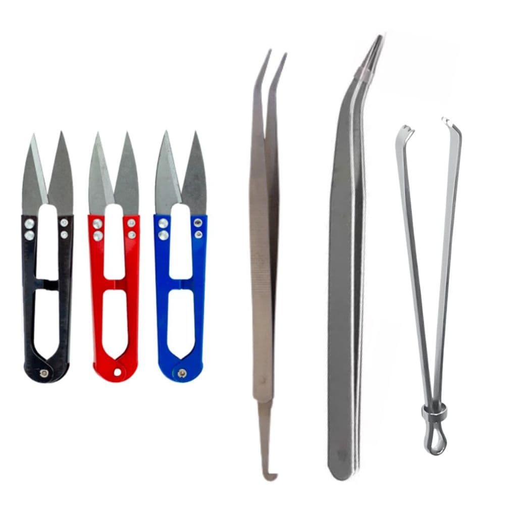 Kit Passador Cordão Elástico, Tesouras Arremate, 2 Pinças puxador de linha Curvas Costura
