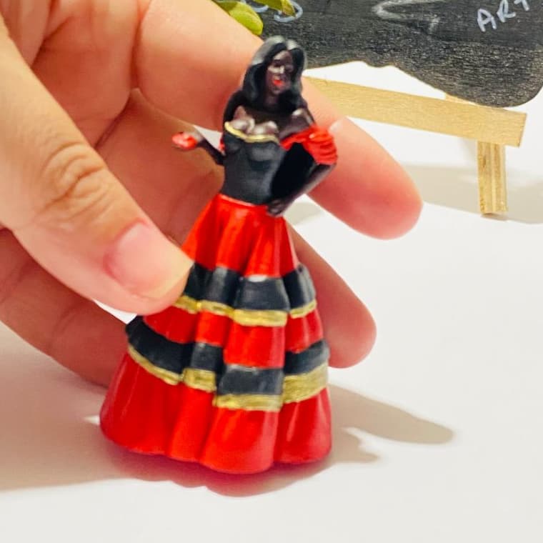 Pombo Gira - 7cm com acabamento em Pintura Artesanal  | Impressão 3D | Arte de Orum