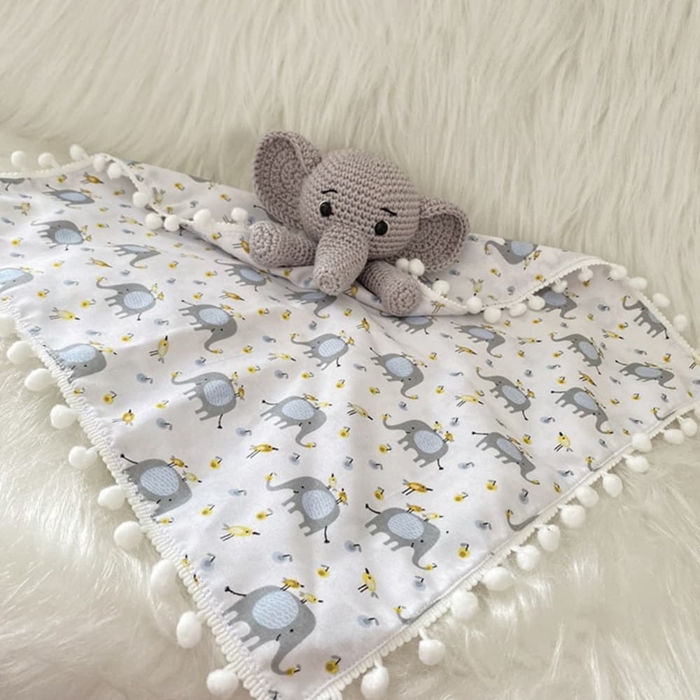Naninha Elefante em Amigurumi e Tecido mantinha apego
