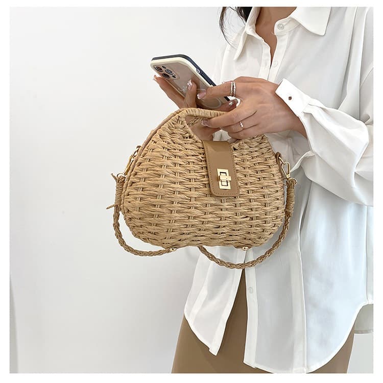 Bolsa de palha de vime com concha da moda, bolsa mensageiro de praia