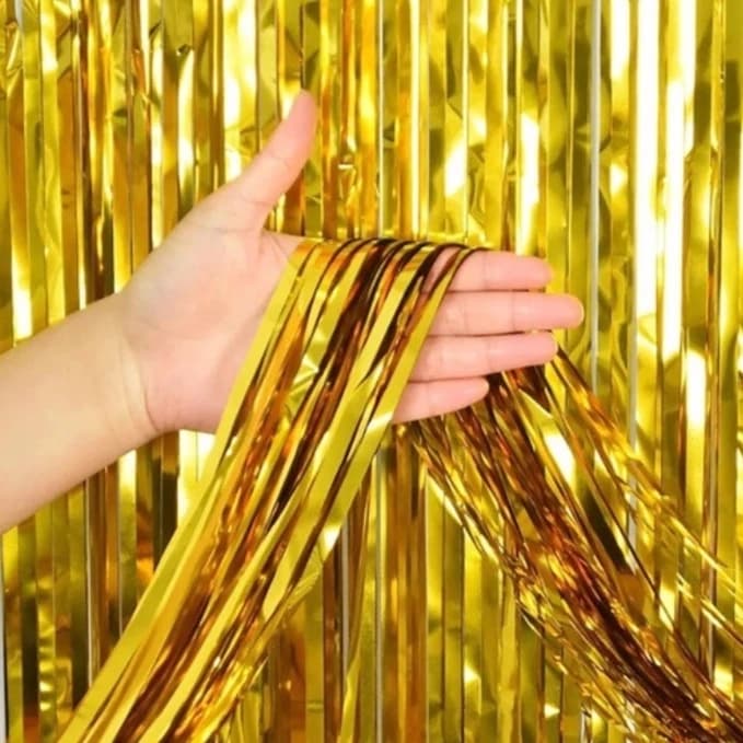 Kit 2 Cortinas Metalizadas Dourada Franja 2M x 1M Metálica Para Decoração De Festas Aniversários
