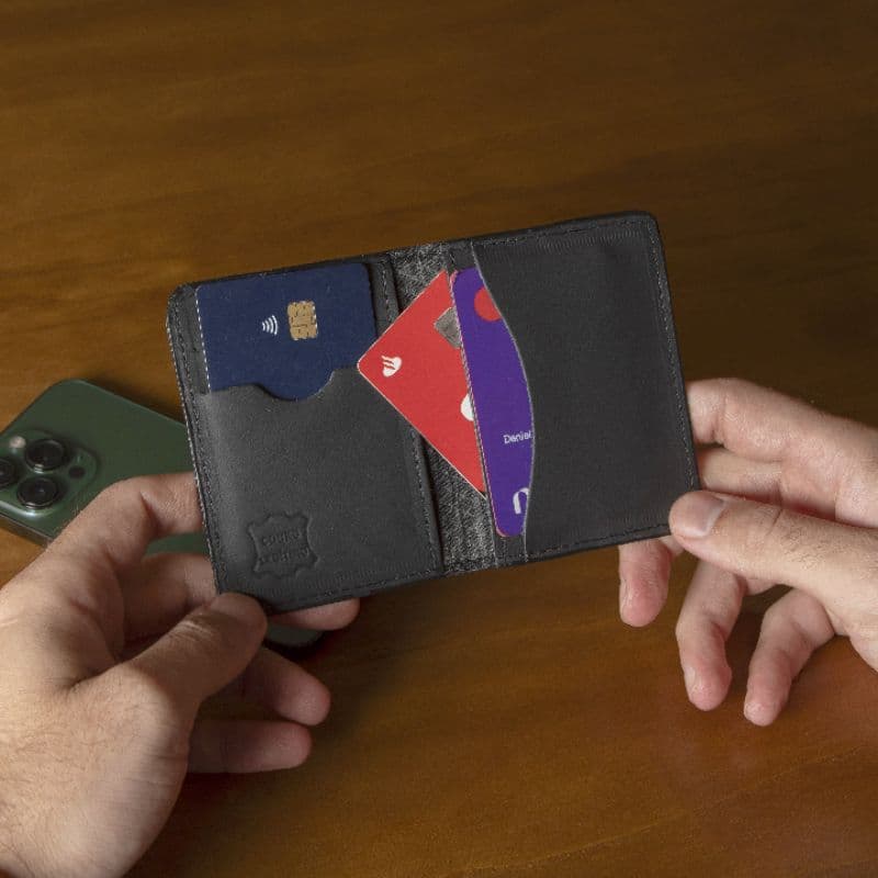 Carteira Masculina Porta Cartões de Couro Legítimo Slim Acabamento Impecável