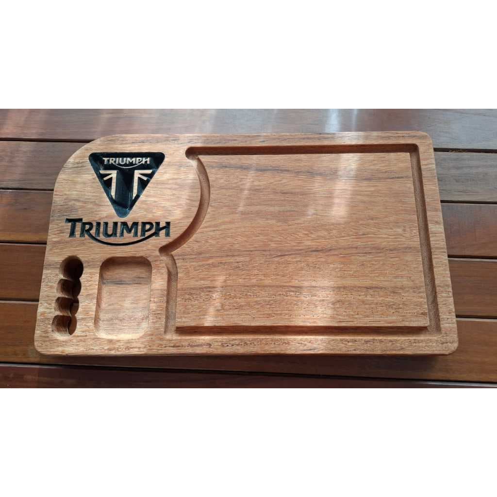 Tábua de carne carro Triumph,  Tábua para Churrasco com desenho Triumph