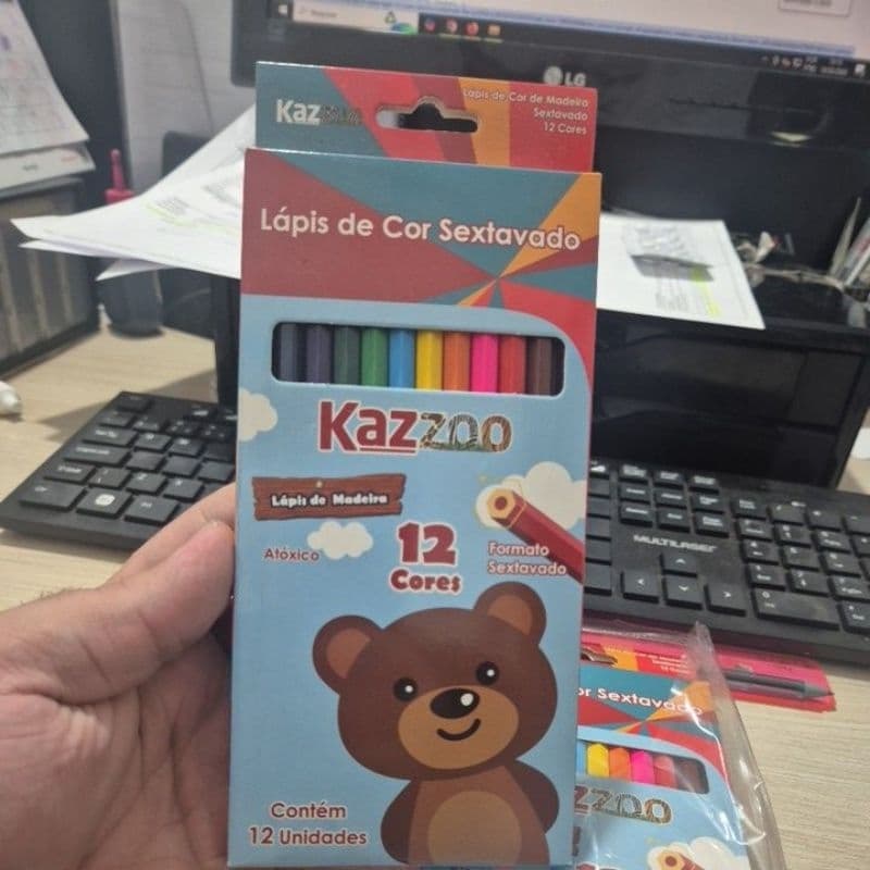 Lápis de cor com 12 cores