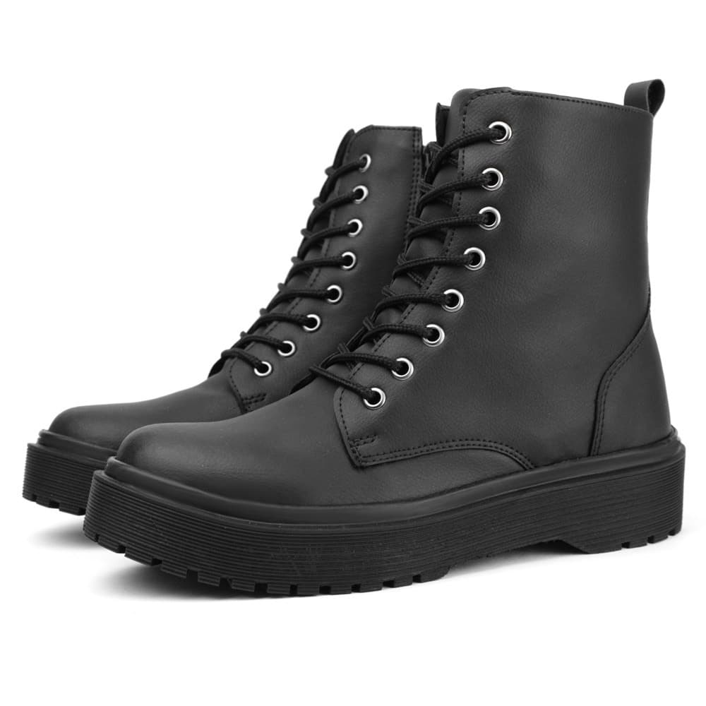 Coturno Feminino Sola Plana Com Cadarço e Zíper Ideal para seu Look