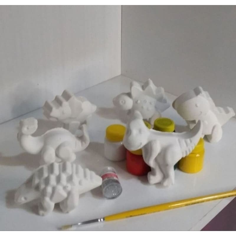 Lembrançinha 35 Kits Pintura Dinossauro,1dino grande ,2tintas,pincel C/35 kits.Dinossauros para pintar