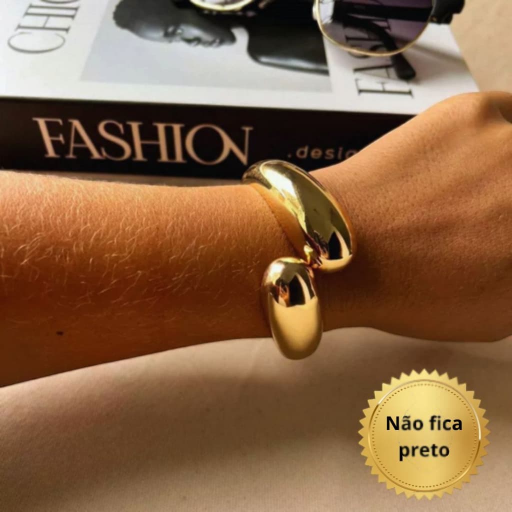 Pulseira Bracelete Gota Dupla com  Inspiração em  Grife Famosa Folheado a Ouro com Verniz Italiano