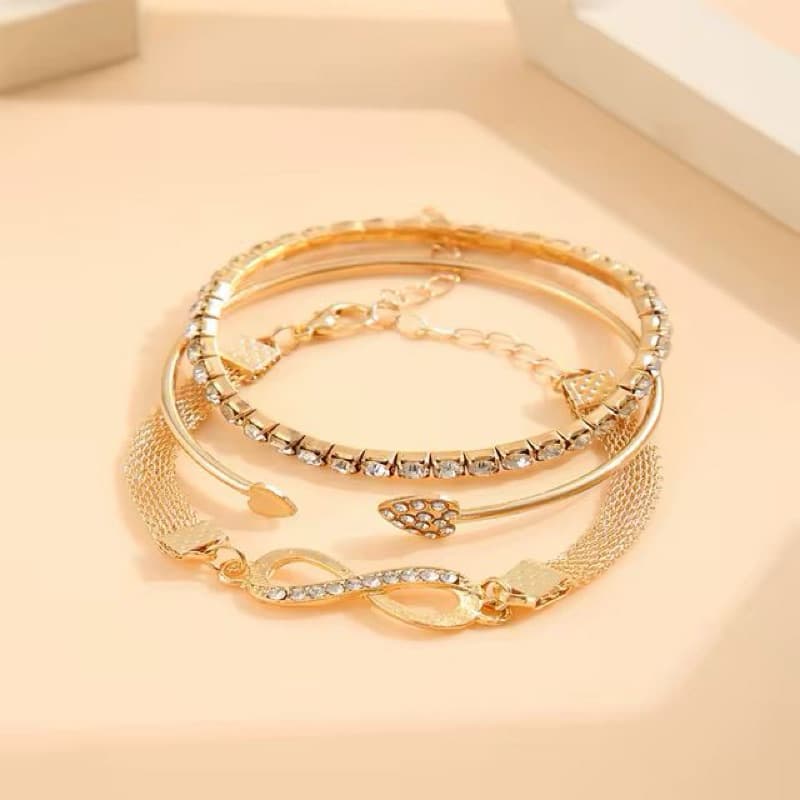 Pulseira infinito com strass
