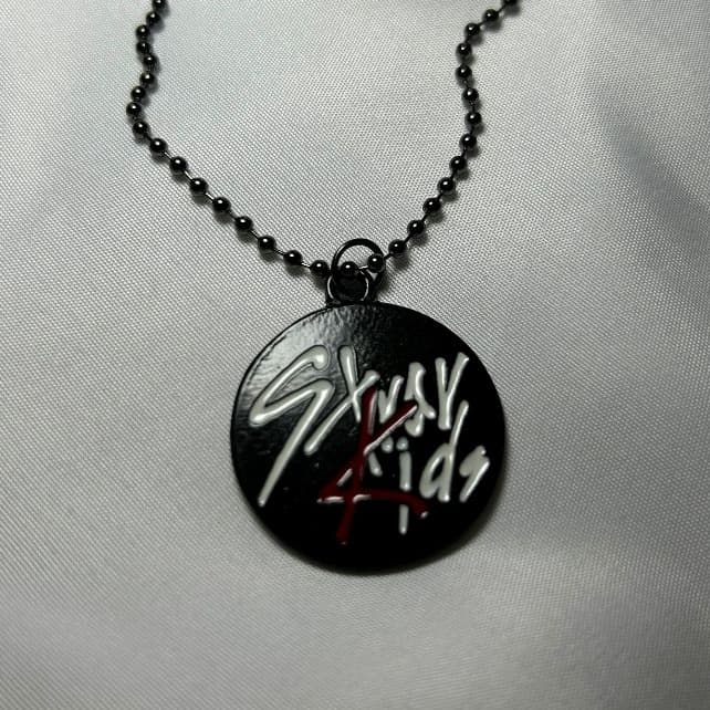 Colar Stray Kids Banda Kpop