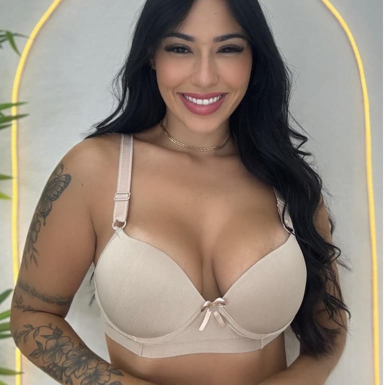 Sutiã Feminino Com Bojo Liso Básico Alça Reforçada Com Aro Confortável