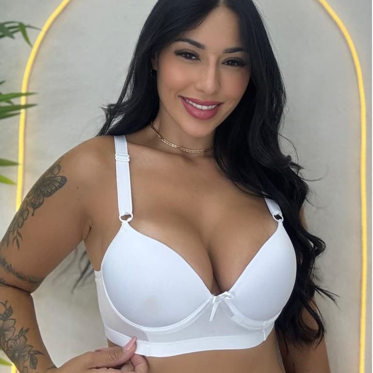 Kit 3 Sutiã Feminino Alça Reforçada Com Bojo Liso Básico Com Aro Confortável